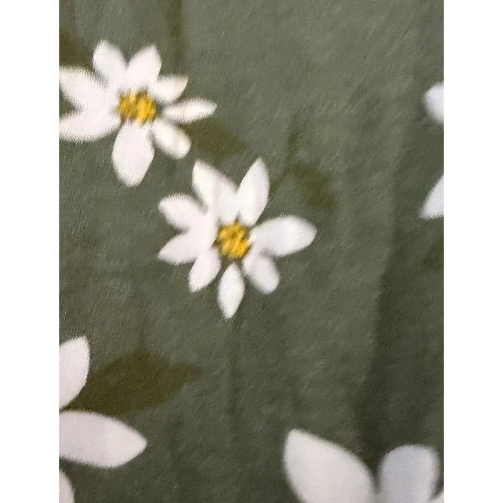 Magnetic Me-Carter's- Striped Bodysuit Brown Floral Leggings 9-12/9  Mon